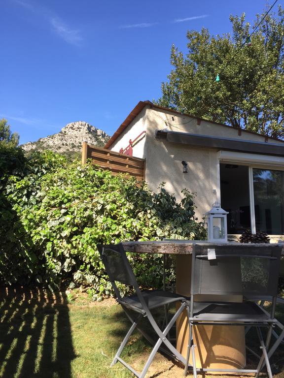 Au Havre De Paix Sainte Victoire Vauvenargues Hotel Luaran gambar
